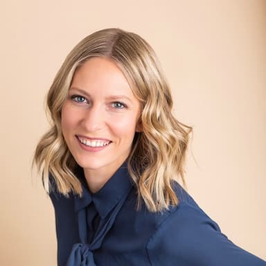 Haley Kotter - Host of Luxe Den