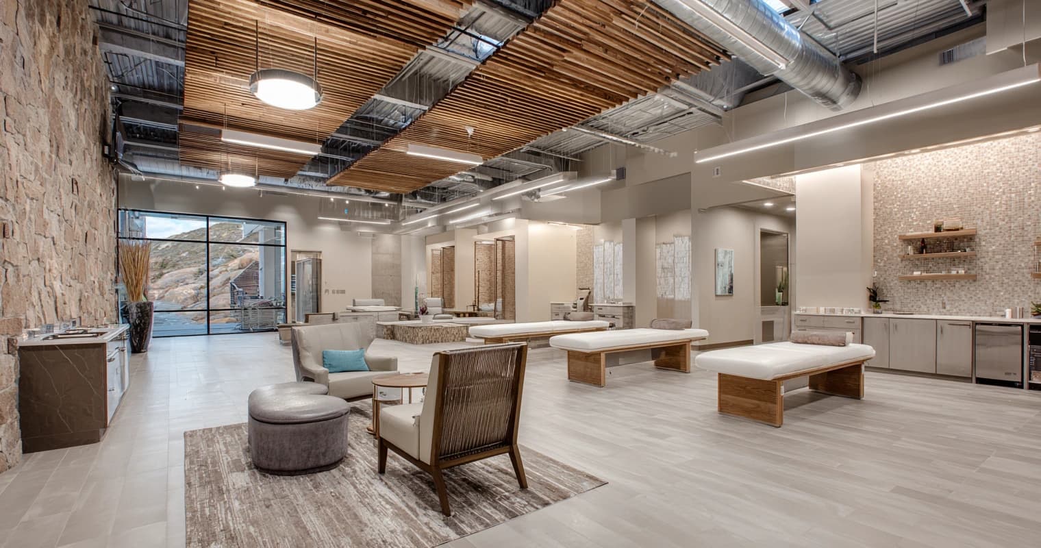 Natural hot springs perfect for couples in Utah